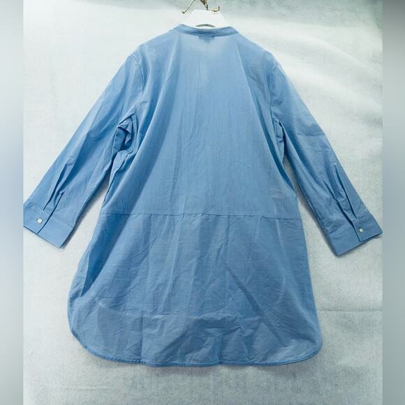 NWT Ann Taylor Tunic Top Shirt Banded Collar Rounded Hem Light Blue size Medium - Picture 2 of 5